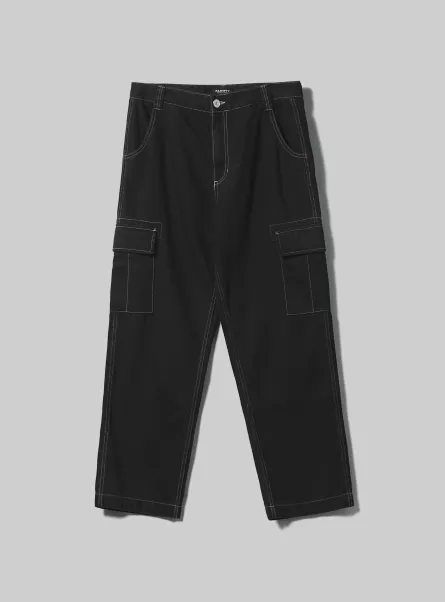 Alcott Uomo Pantaloni Acquisto Bk1 Black Pantaloni Cargo Con Impunture A Contrasto